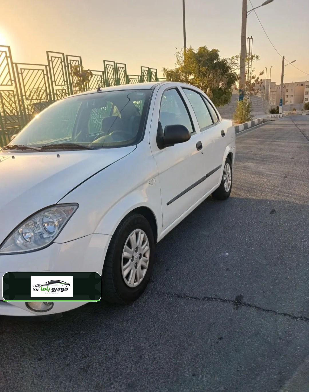 تیبا صندوقدار ۱۴۰۰