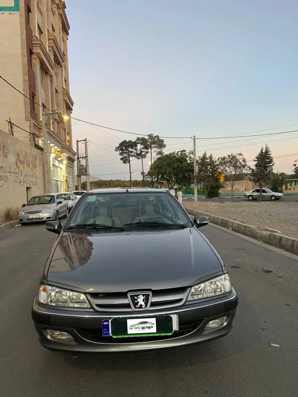 پژو پارس سال