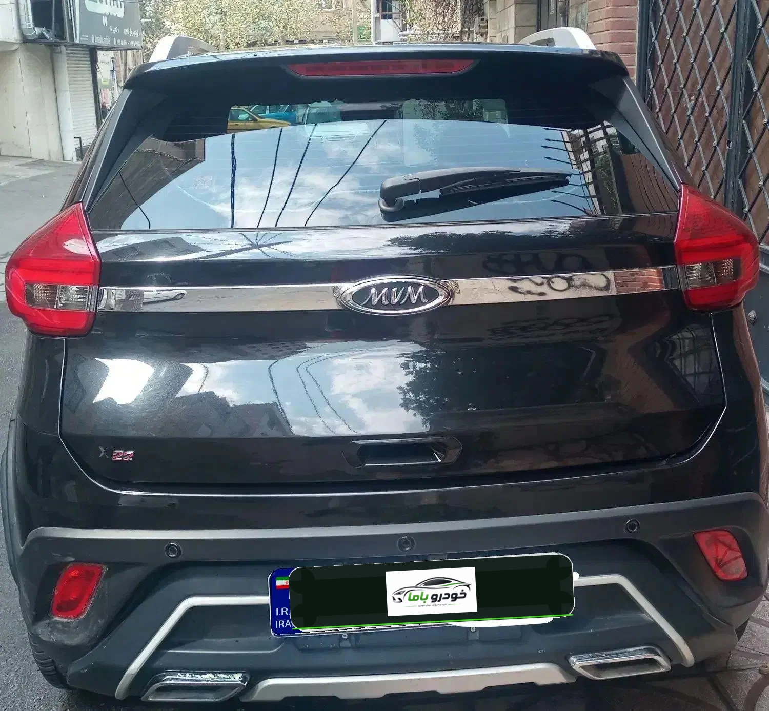 ام‌وی‌ام X22 دنده‌ای اسپرت اکسلنت