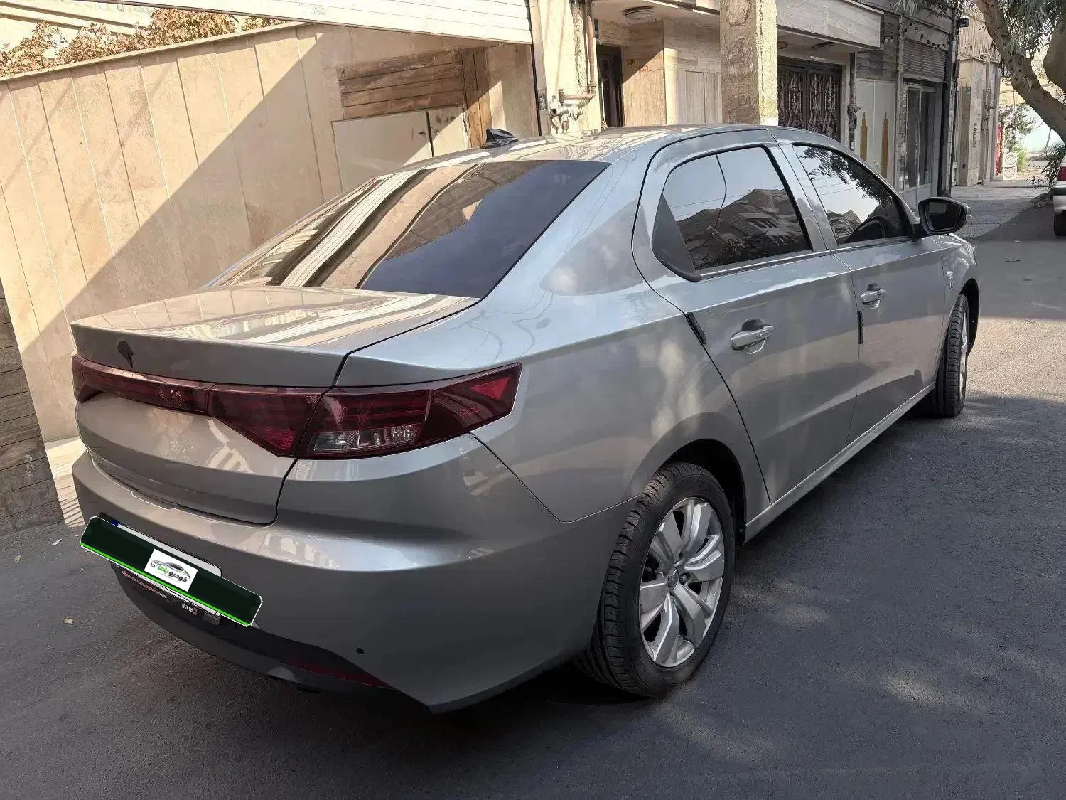 تارا وی 4 ال ایکس TU5P